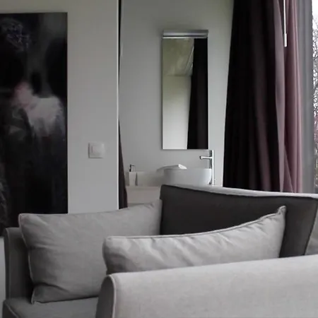 Caeaclaveles Hotel 4*